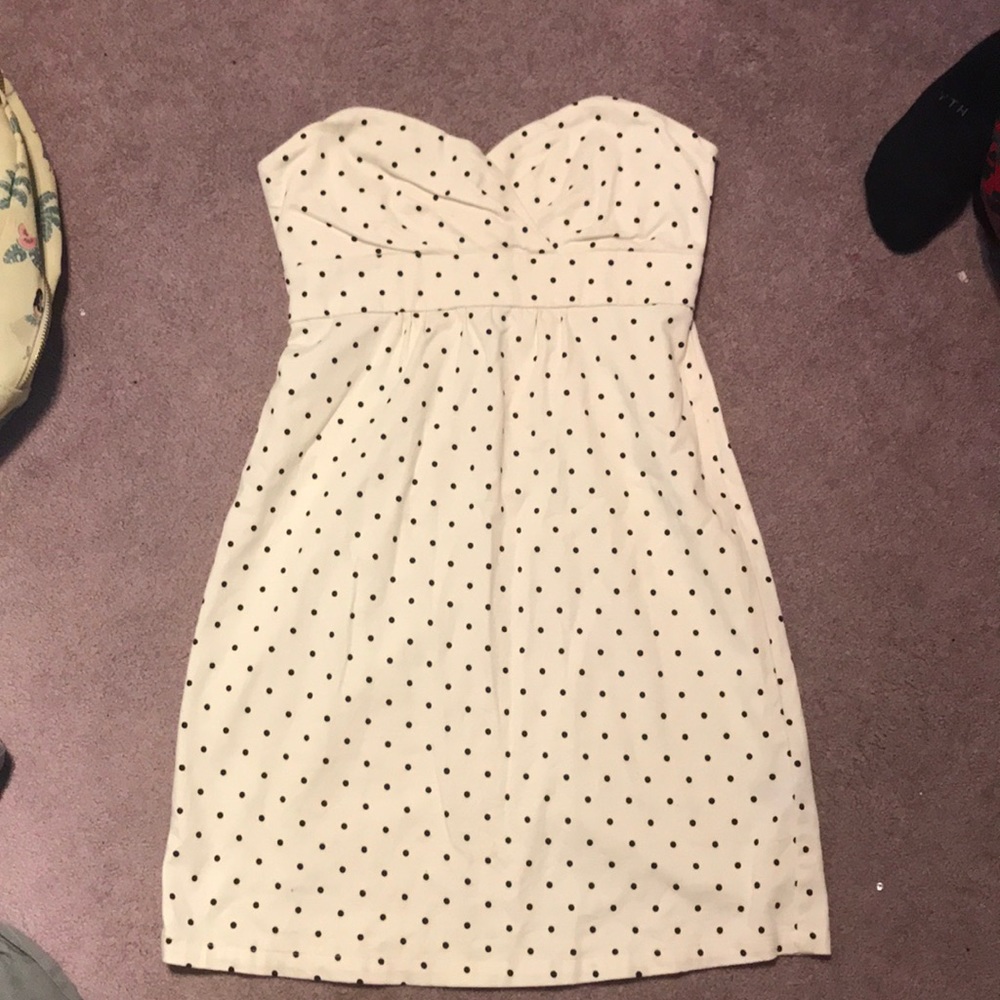 Polka dotted strapless dress
